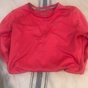 Women’s Nike Top